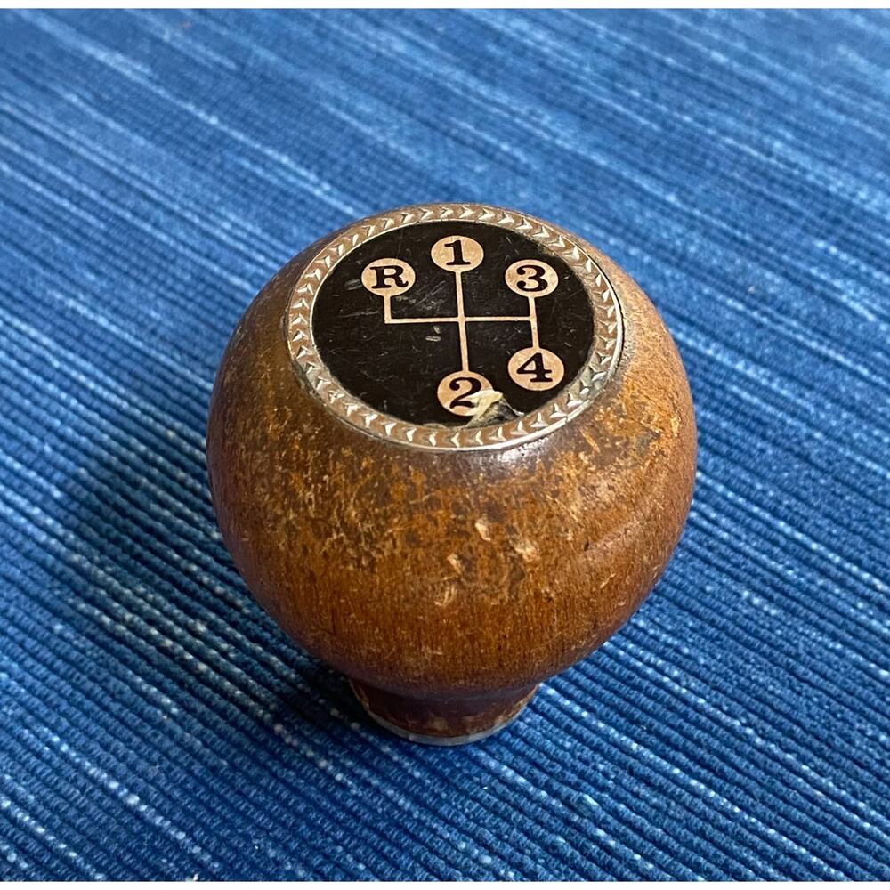 Vintage 4-Speed Manual Transmission Wood Shift Knob W/Reverse 53B